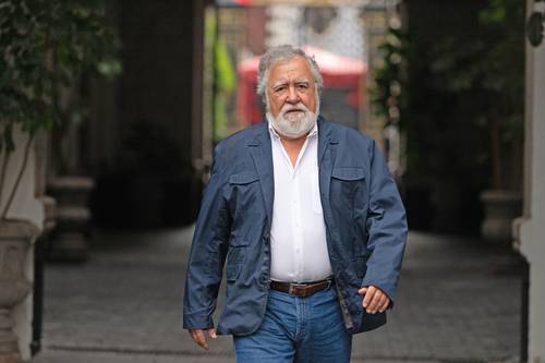 Julio Hernández López: Astillero