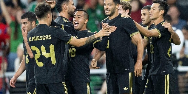 Raúl Jiménez pide calma con la Selección