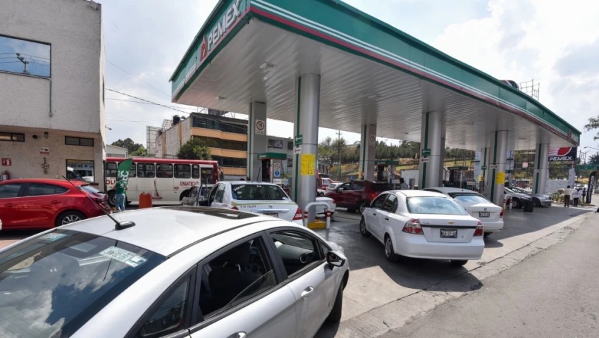 Renuevan estrategia para estabilizar el precio del combustible