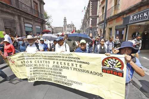 Anuncia la CNTE dos paros; insiste en que se derogue la Ley del Issste