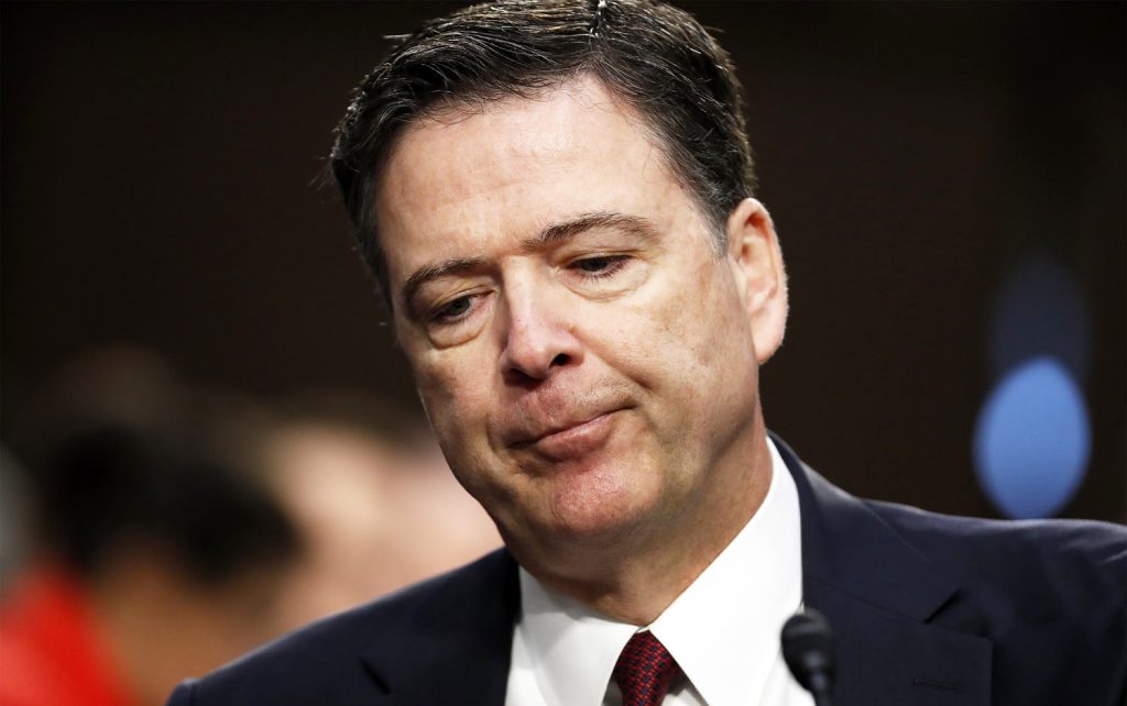 Comey cita un "posible comportamiento indebido" en intento de obtener detalles de los procedimientos del gran jurado