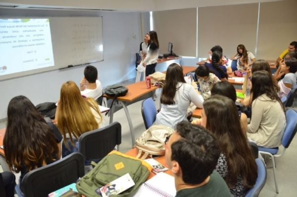 Convocan a estudiantes de arte y gastronomía a becas; van de 100 mil a 400 mil pesos