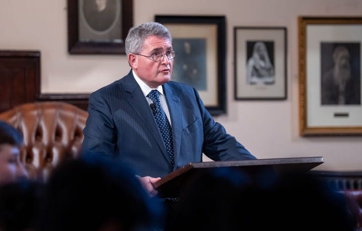 El hombre del dinero oscuro del Tribunal Supremo está tratando de dificultar el voto