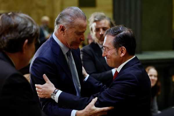 España reconoce la “injusticia y el dolor” causados a “los pueblos originarios mexicanos”