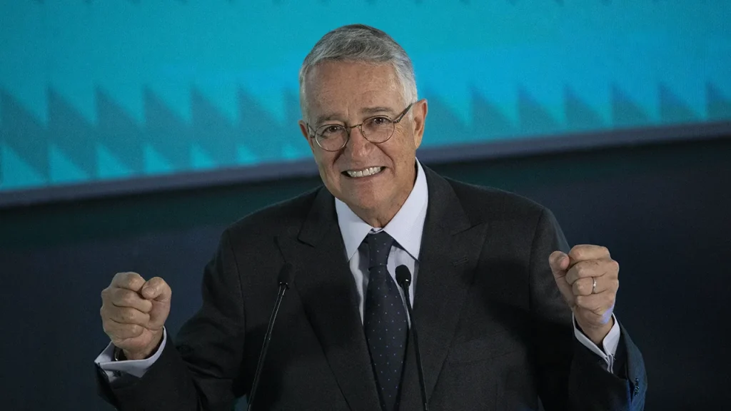 Grupo Salinas señala a gobiernos de Morena de violentar la libertad de expresión