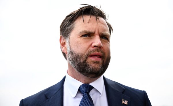 JD Vance se enfrenta a su propio 'Punto de Inflexión'