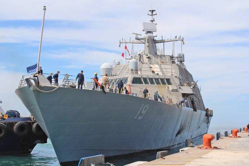 Julio Hernández López: Astillero