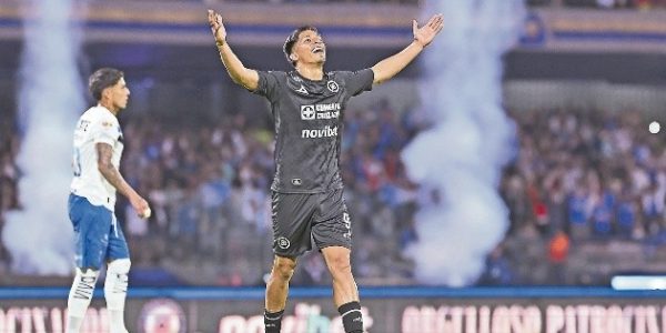La Máquina doblega a los Rayados