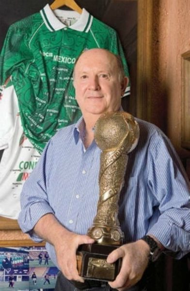 Manuel Lapuente, extécnico de la Liga MX, muere a los 81 años