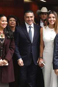 Mexicanas quieren ser las batichicas de García Harfuch, dice morenista