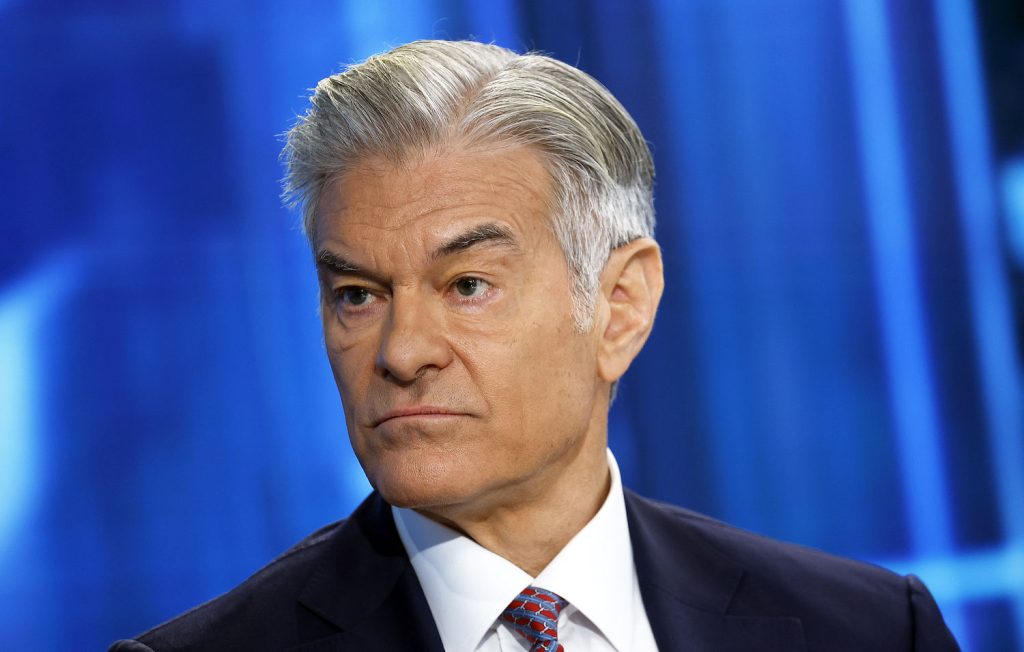 ‘No es un gran problema’: Los republicanos se encogen de hombros mientras los consumidores se enfrentan a un gran impacto en los precios de la atención médica