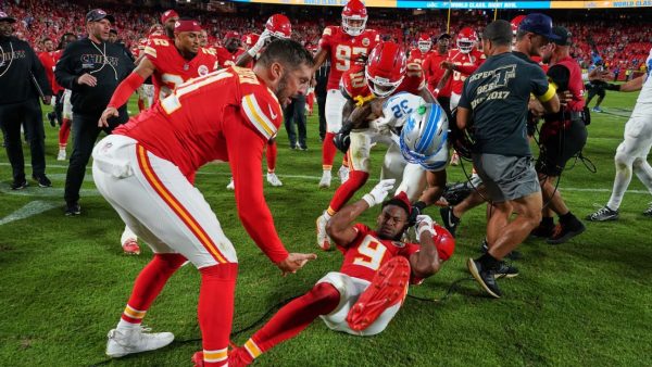 Pelea postpartido empaña la victoria de los Chiefs contra los Lions