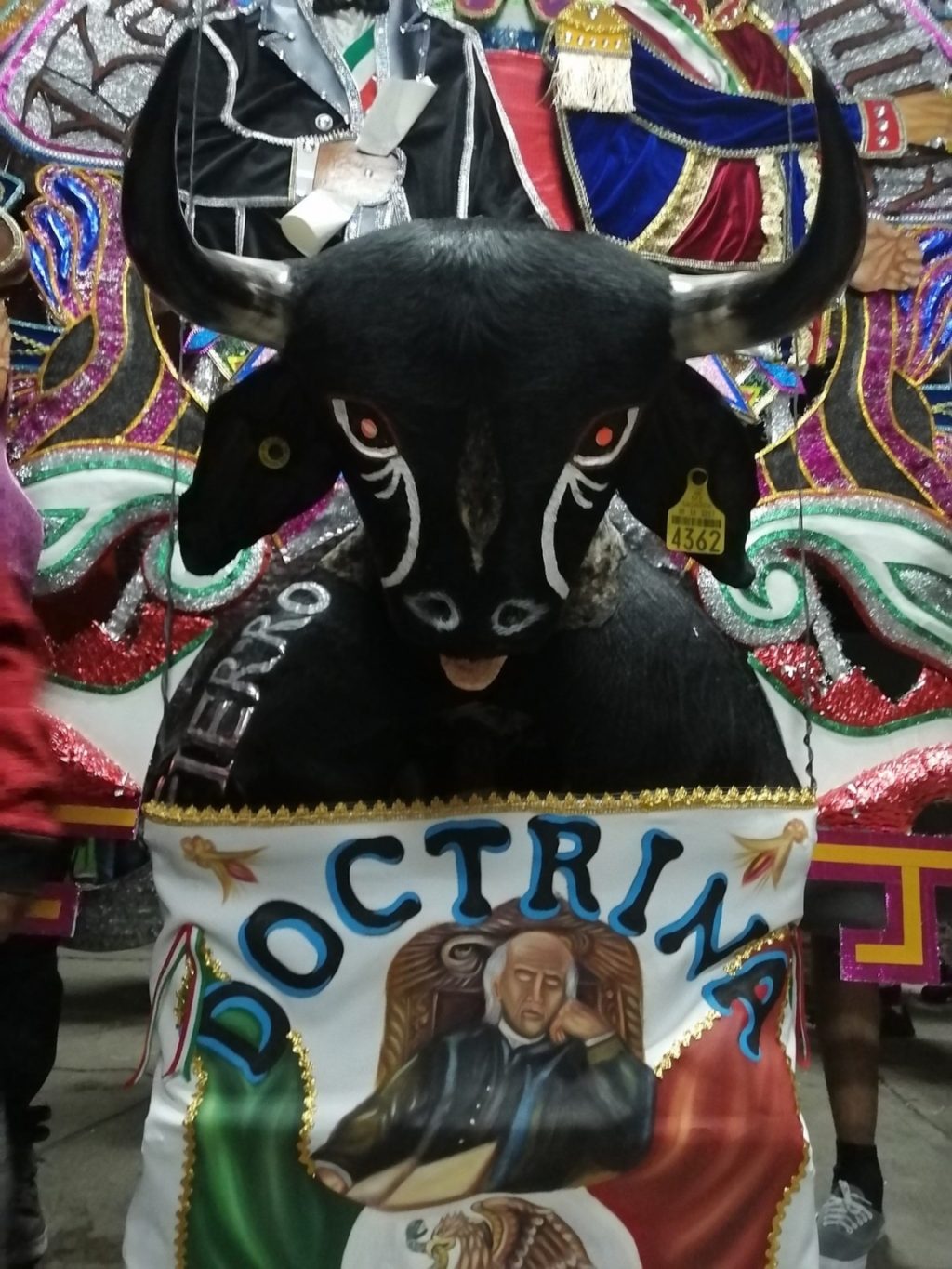 Toritos de petate de Uruapan, tradición purépecha viva