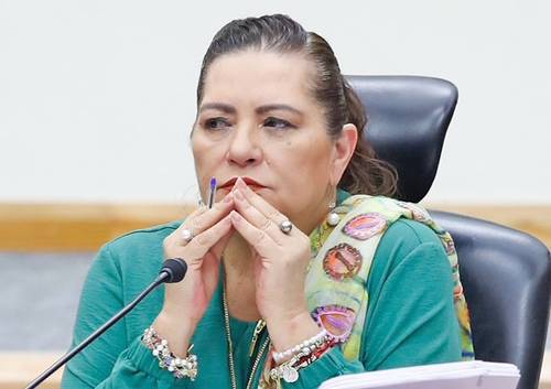 Avanzan 3 firmas en concurso para elaborar las credenciales de elector