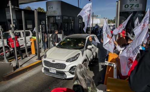 CNTE levanta plantón en San Lázaro; amaga con un nuevo paro de 72 horas