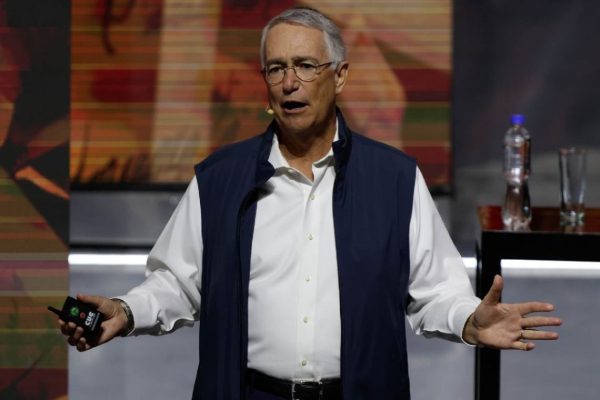 Corte desecha amparo de Grupo Elektra; deberá pagar 33 mmdp - Elefante Blanco