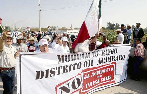 Critican diálogo; “el gobierno oye, pero no escucha”