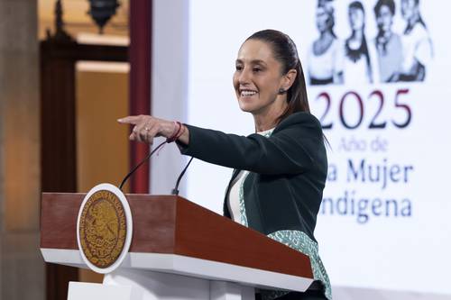 Denuncia Sheinbaum negocios con agua para riego