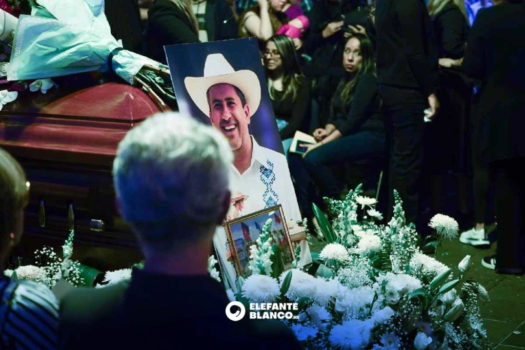 Detienen a escoltas de Carlos Manzo; presumen participación en el asesinato - Elefante Blanco