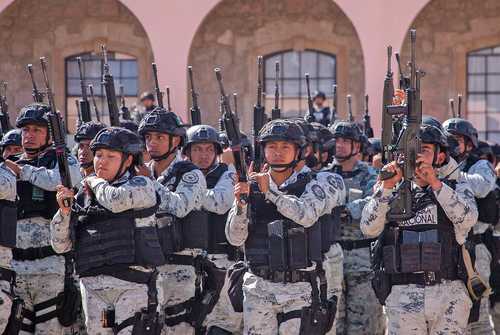 FGE investiga muerte del asesino de Carlos Manzo