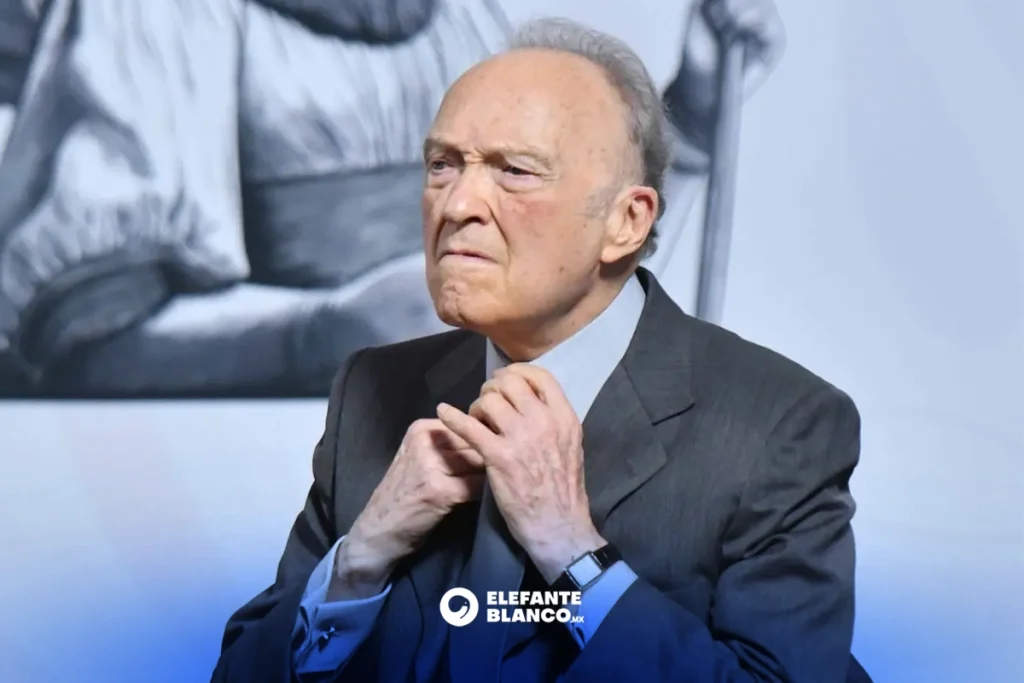 Fiscal Gertz Manero renuncia para irse de embajador