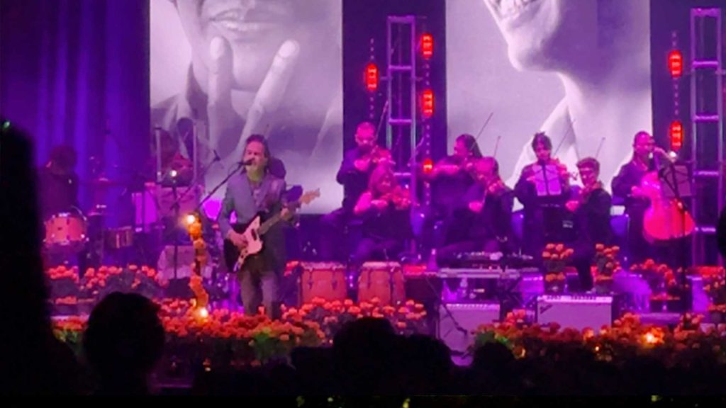 La Barranca celebró 30 años y armó la ofrenda en el Teatro Metropólitan