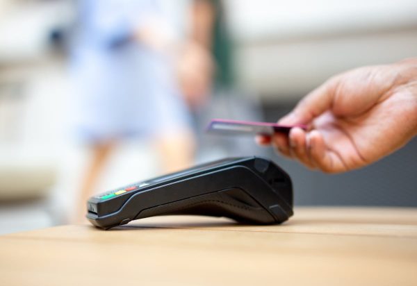 México busca acotar el dinero en efectivo entre las presiones a los bancos y las quejas de Estados Unidos