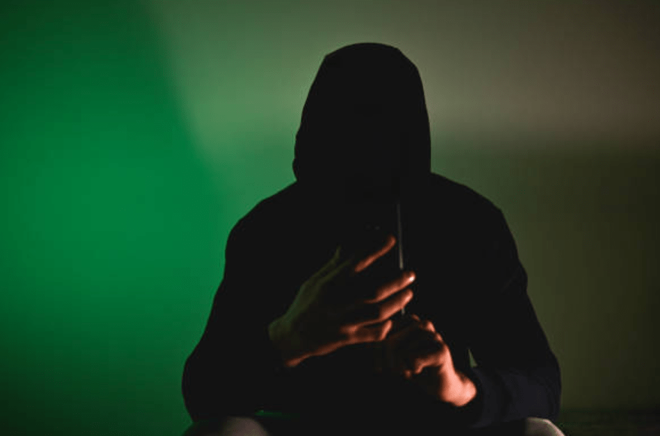 Senado modifica proyecto y aumenta sanciones contra la extorsión; servidores públicos tendrán penas más altas