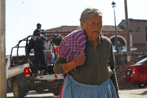 Sufren indígenas asedio criminal