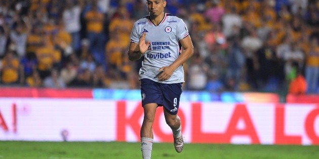 Ángel Sepúlveda, en la mira de Chivas para reforzar su delantera