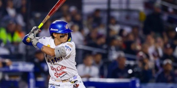 Charros se imponen ante Tomateros en duelo de batazos