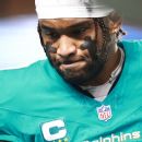 Dolphins bench Tua, will start Ewers vs. Bengals