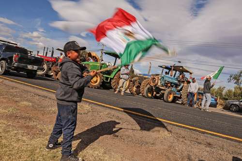 El martes, reunión en la Sader con campesinos y transportistas