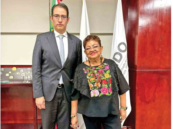Godoy comienza a mover sus fichas; anuncia su reunión con Oliveros