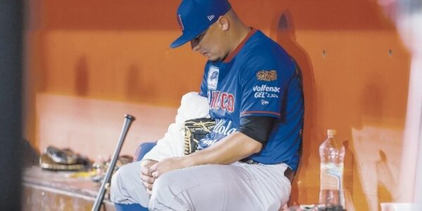 Charros fallan en pitcheo y son apaleados por Naranjeros