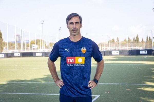 Hallan cuerpo de Fernando Martín, entrenador del Valencia FC, tras el naufragio en Indonesia