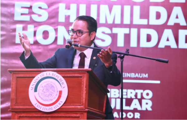 Heriberto Aguilar rinde cuentas en Guaymas: “El poder solo tiene sentido al servicio del pueblo”