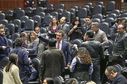 Morena planteará abordar reforma electoral y jornada laboral en periodo ordinario