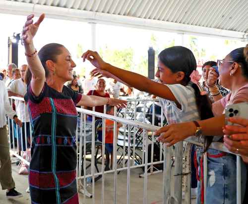 “Ni guaruras ni castillos de cristal... servimos al pueblo”