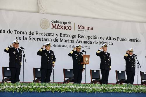 Toman posesión altos mandos tras los ajustes operativos en la Semar