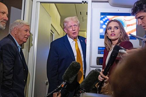 Trump deja entrever que podría ordenar un ataque militar contra Colombia