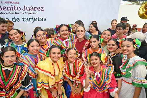 Busca Sheinbaum pacto para garantizar compra de cosechas de maíz