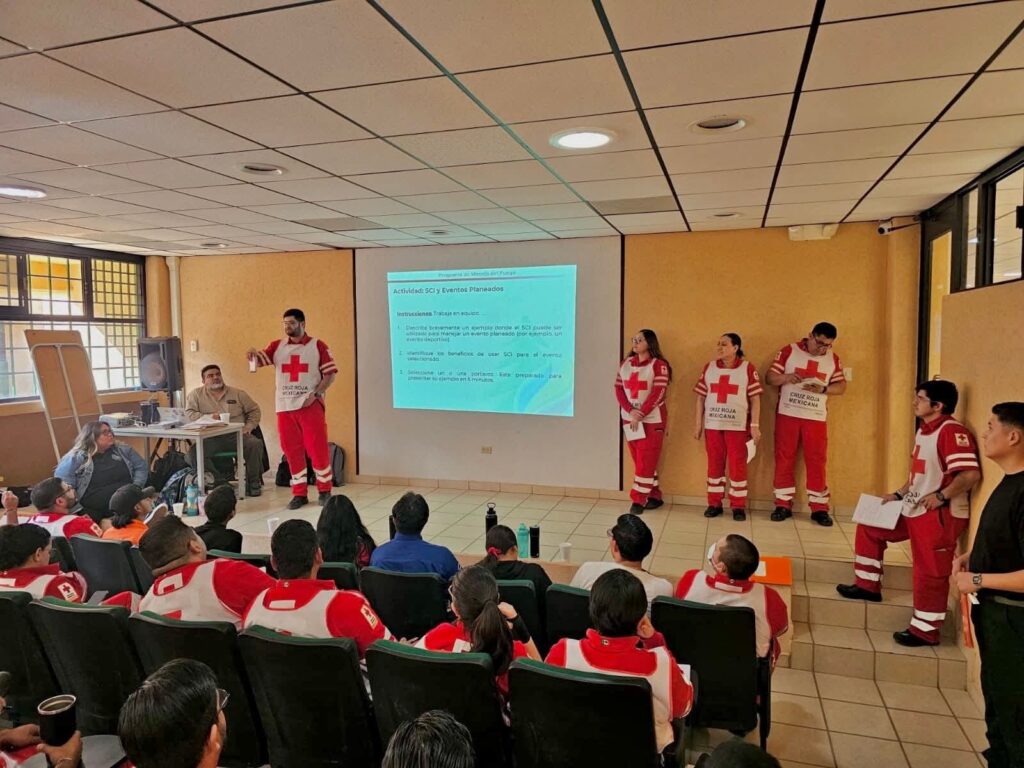 Capacitan a 50 elementos en Sistema de Comando de Incidentes en Hermosillo