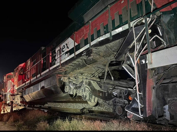 Choque de trenes en Nogales deja cinco personas lesionadas