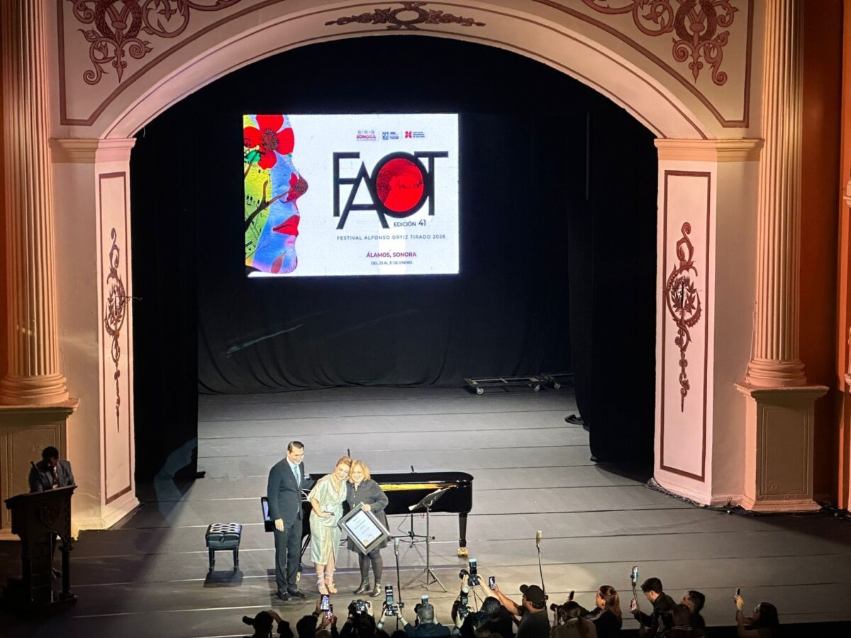 Clausuran la edición 41 del Festival Alfonso Ortiz Tirado con entrega de la Medalla AOT y gala de Aylin Pérez