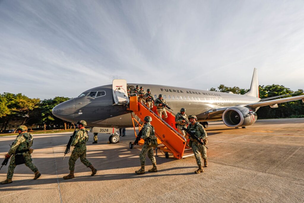 La familia de uno de los mineros desaparecidos en Sinaloa identifica sus restos