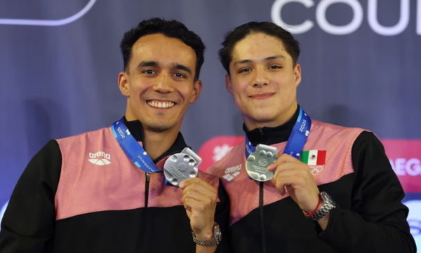 Olvera y Celaya conquistan plata en la Copa Mundial de Clavados