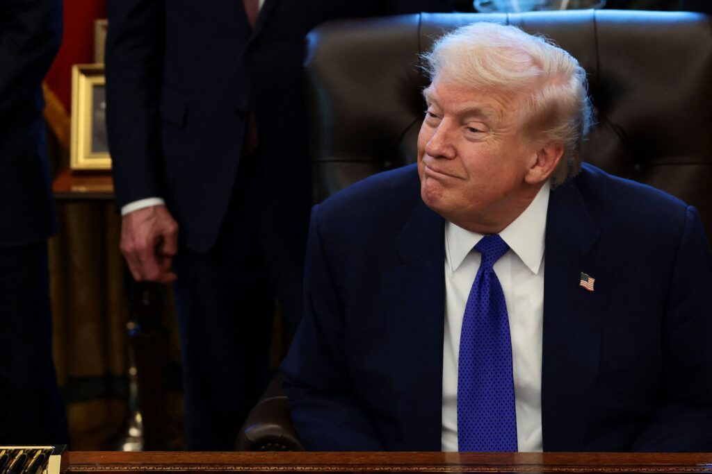 Trump declara la «guerra energética»: aranceles a quien ayude a Cuba con petróleo