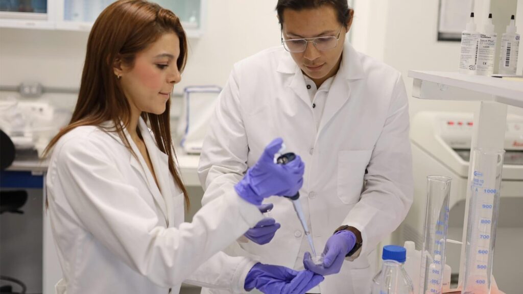 Aumenta 60% presencia de mujeres en la ciencia