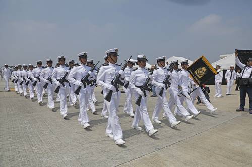 Aviación Naval celebra centenario y adquiere 36 nuevas aeronaves